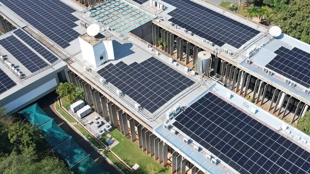 Alems elimina 10 concorrentes e fecha contrato solar por R$ 5,37 mi