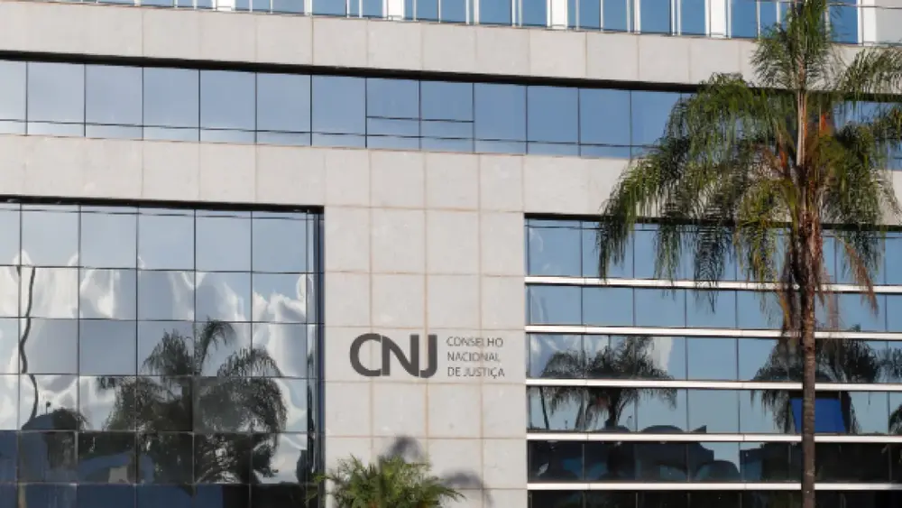 CNJ cria grupo para revisar salários e verbas da magistratura