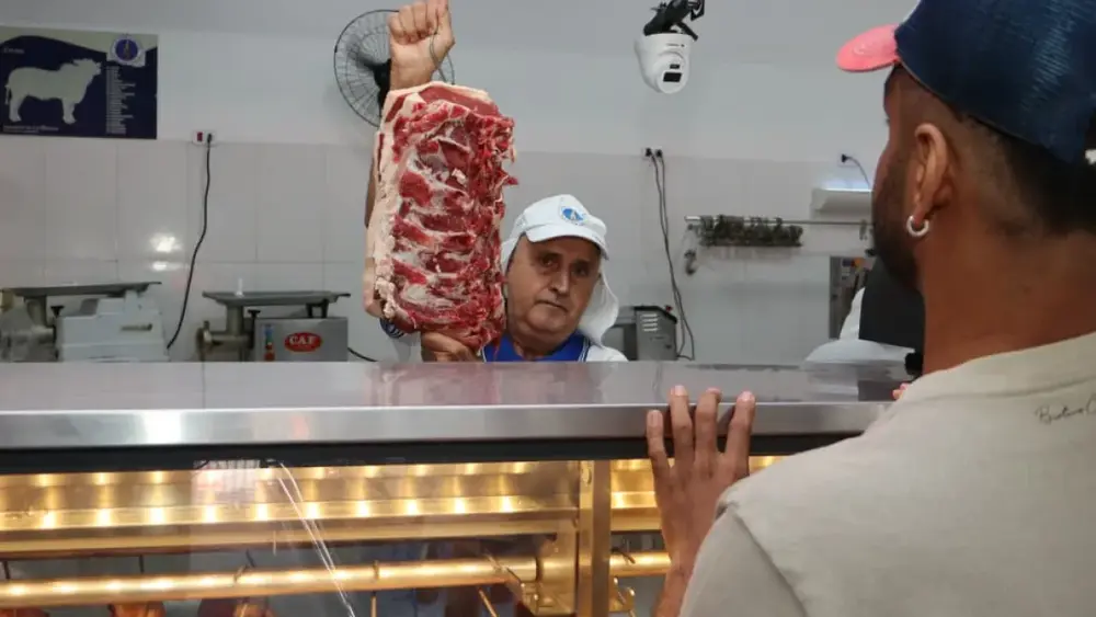 Dia dos Pais: churrasco aquece vendas em açougues de Campo Grande