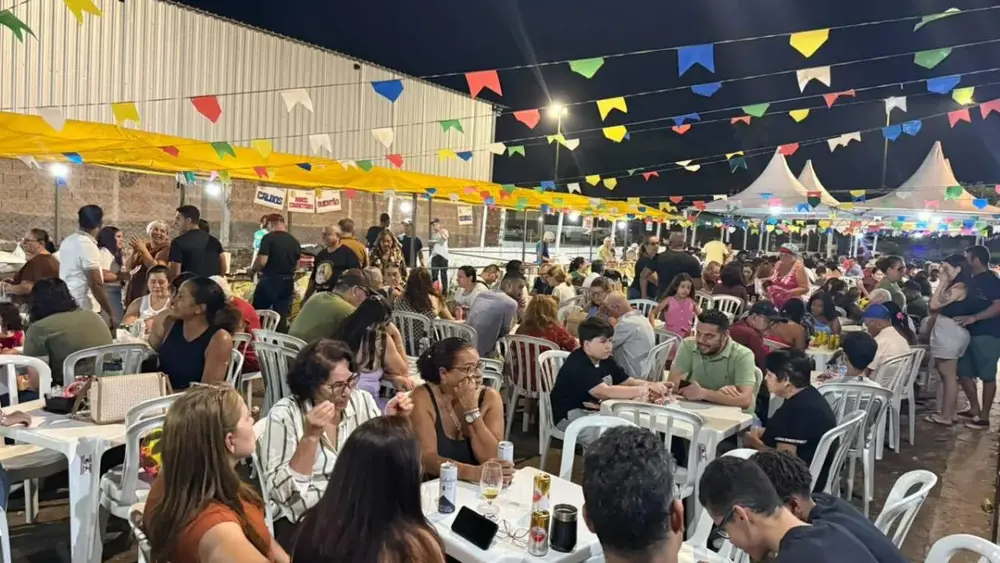 Fé e união marcam festa de Nossa Senhora da Vitória