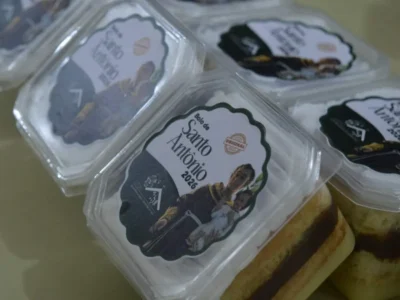 Bolo de Santo Antônio: 17 mil fatias e 3 mil alianças