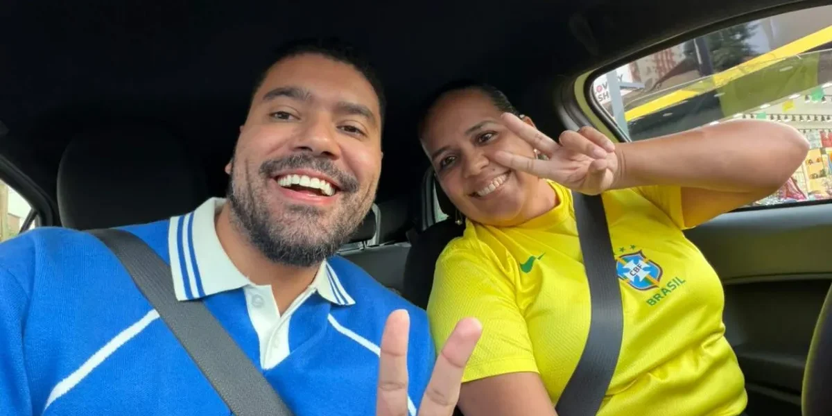 Motoristas de app vivem correria na estreia da Copa